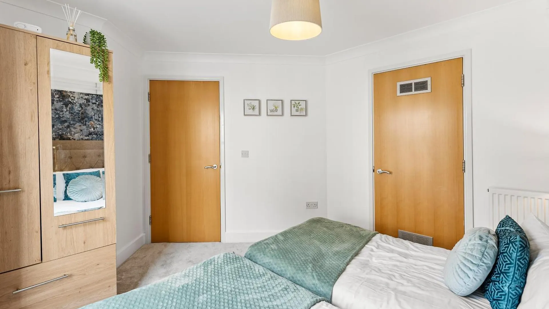 Vila Amazing Cambridge Abode - Parking